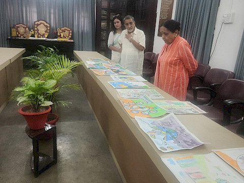 Vibrant Imaginations Canvas a Developed Nation